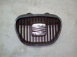 bontott SEAT IBIZA III Hűtőrács