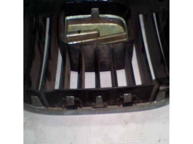 bontott SEAT IBIZA III Hűtőrács