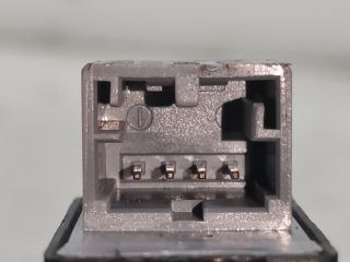 bontott SEAT IBIZA III Jobb első Ablakemelő Kapcsoló