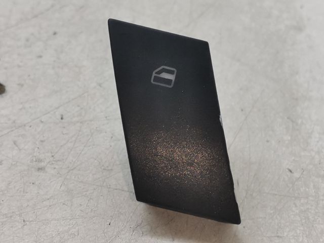 bontott SEAT IBIZA III Jobb első Ablakemelő Kapcsoló