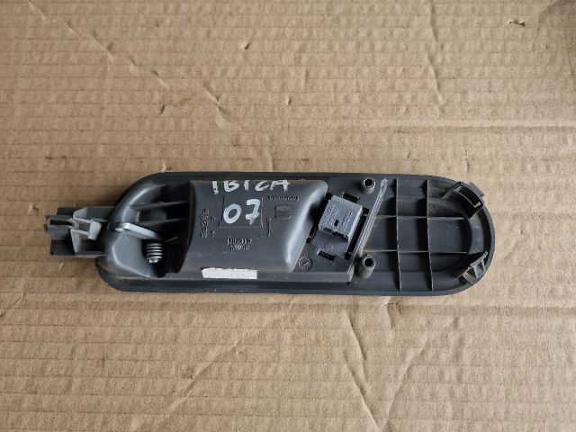 bontott SEAT IBIZA III Jobb első Ablakemelő Kapcsoló