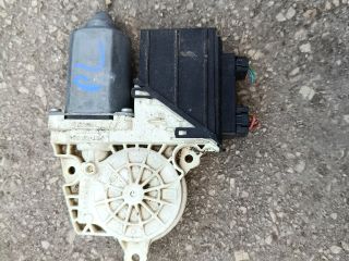 bontott SEAT IBIZA III Jobb első Ablakemelő Motor