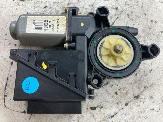 bontott SEAT IBIZA III Jobb első Ablakemelő Motor