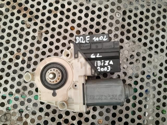 bontott SEAT IBIZA III Jobb első Ablakemelő Motor