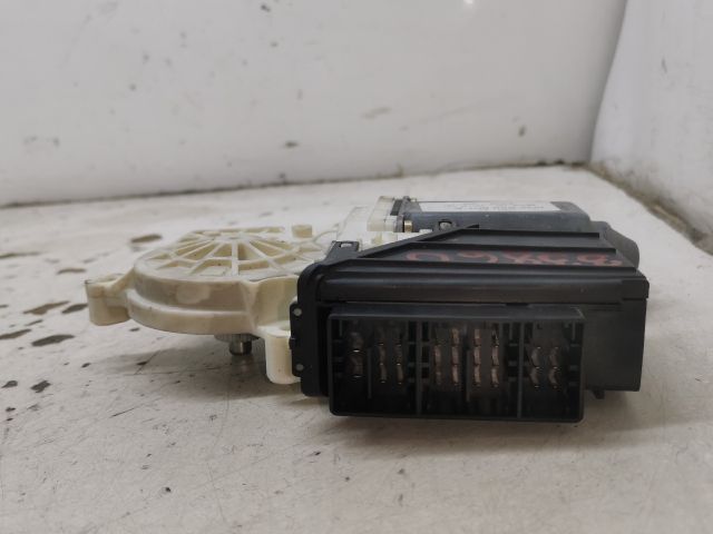 bontott SEAT IBIZA III Jobb első Ablakemelő Motor