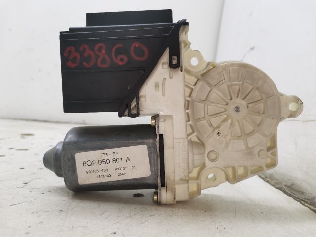 bontott SEAT IBIZA III Jobb első Ablakemelő Motor