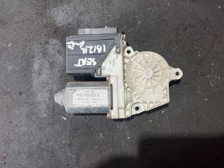 bontott SEAT IBIZA III Jobb első Ablakemelő Motor