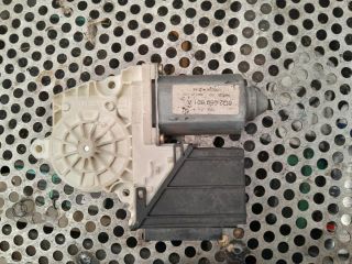 bontott SEAT IBIZA III Jobb első Ablakemelő Motor