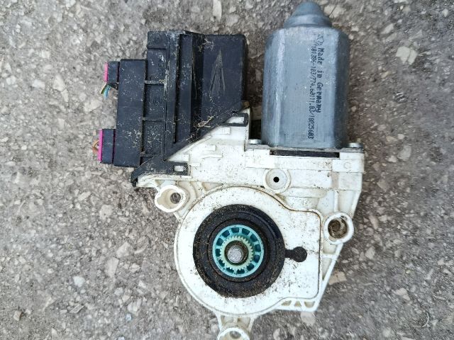 bontott SEAT IBIZA III Jobb első Ablakemelő Motor