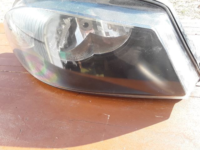 bontott SEAT IBIZA III Jobb első Lámpabúra