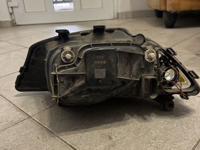 bontott SEAT IBIZA III Jobb Fényszóró