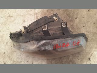 bontott SEAT IBIZA III Jobb Fényszóró