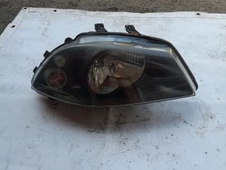 bontott SEAT IBIZA III Jobb Fényszóró