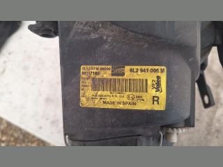 bontott SEAT IBIZA III Jobb Fényszóró