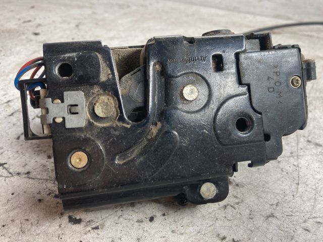 bontott SEAT IBIZA III Jobb hátsó Ajtózár