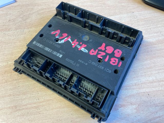 bontott SEAT IBIZA III Komfort Elektronika