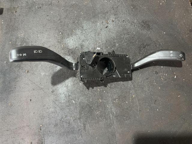 bontott SEAT IBIZA III Komplett Kormánykapcsoló (Bajuszkapcsoló)