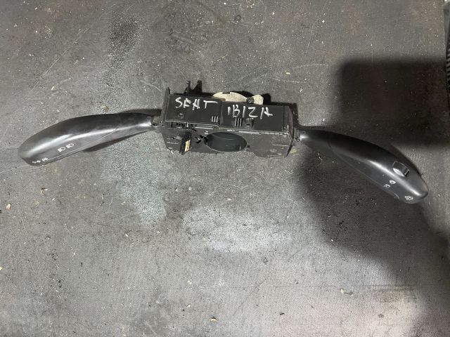 bontott SEAT IBIZA III Komplett Kormánykapcsoló (Bajuszkapcsoló)