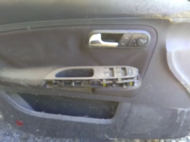 bontott SEAT IBIZA III Középső Szellőző