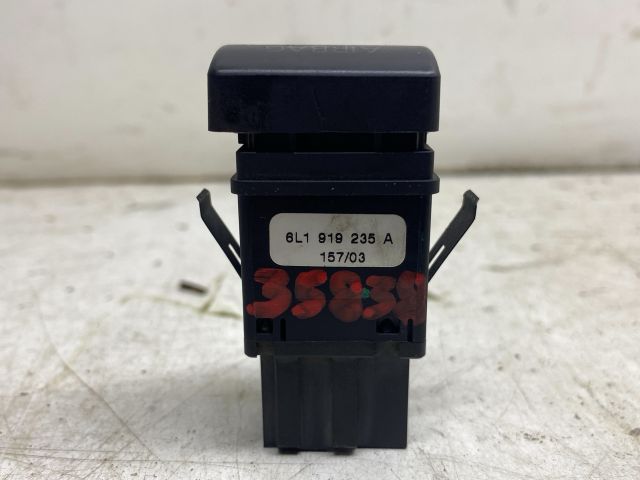 bontott SEAT IBIZA III Légzsák Kapcsoló