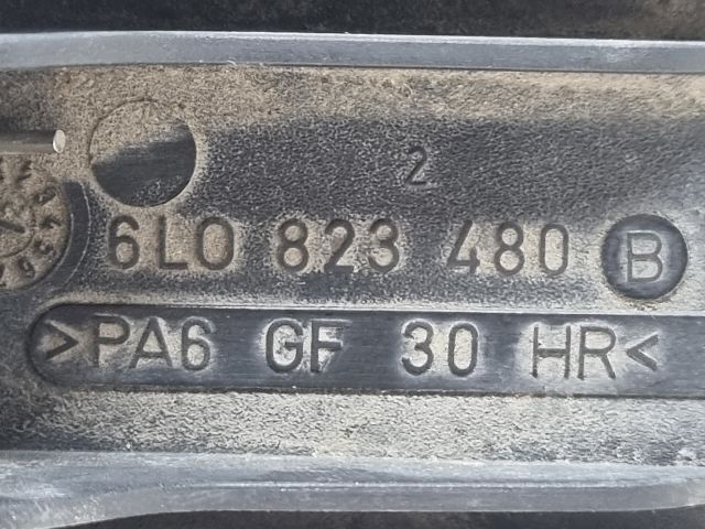 bontott SEAT IBIZA III Motorháztető Biztonsági Kampó