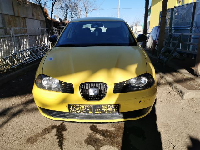 bontott SEAT IBIZA III Motorháztető Jobb Zsanér