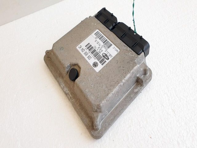 bontott SEAT IBIZA III Motorvezérlő