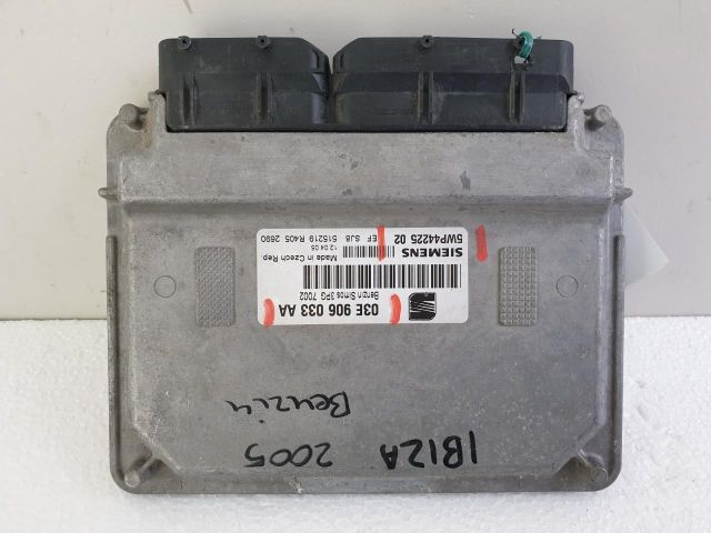 bontott SEAT IBIZA III Motorvezérlő