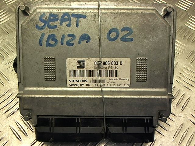 bontott SEAT IBIZA III Motorvezérlő