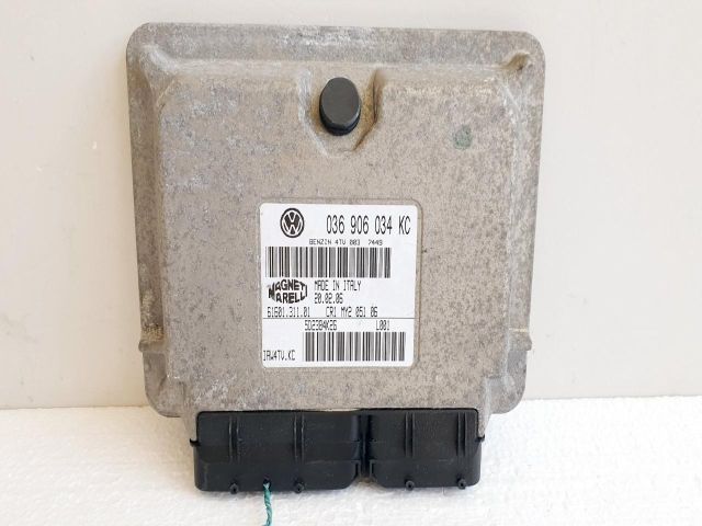 bontott SEAT IBIZA III Motorvezérlő