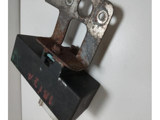 bontott SEAT IBIZA III Relé