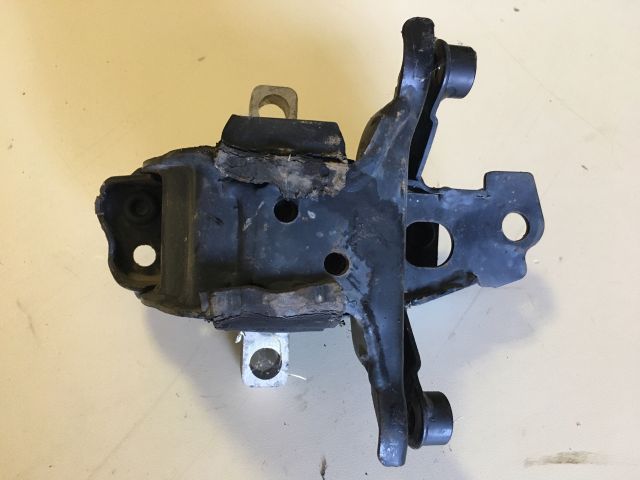 bontott SEAT IBIZA III Váltó Tartó Bak (Pozíciófüggetlen)