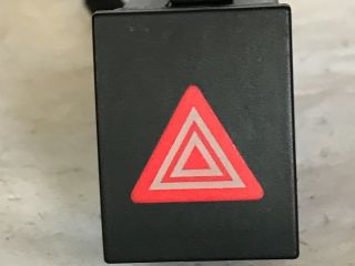 bontott SEAT IBIZA III Vészvillogó Kapcsoló