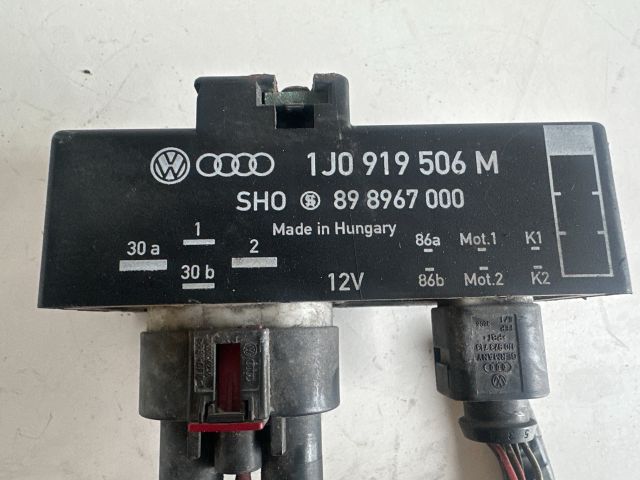 bontott SEAT IBIZA IV Hűtőventilátor Relé