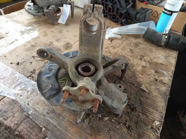 bontott SEAT IBIZA IV Bal első Csonkállvány Kerékaggyal