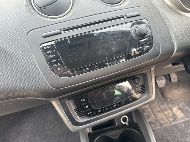 bontott SEAT IBIZA IV Generátor Tartó Bak