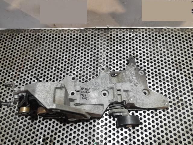 bontott SEAT IBIZA IV Generátor Tartó Bak