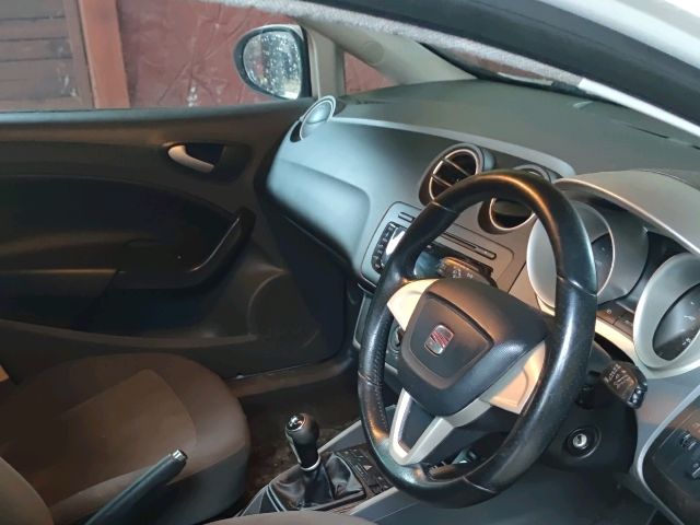 bontott SEAT IBIZA IV Gyújtáskapcsoló Házzal