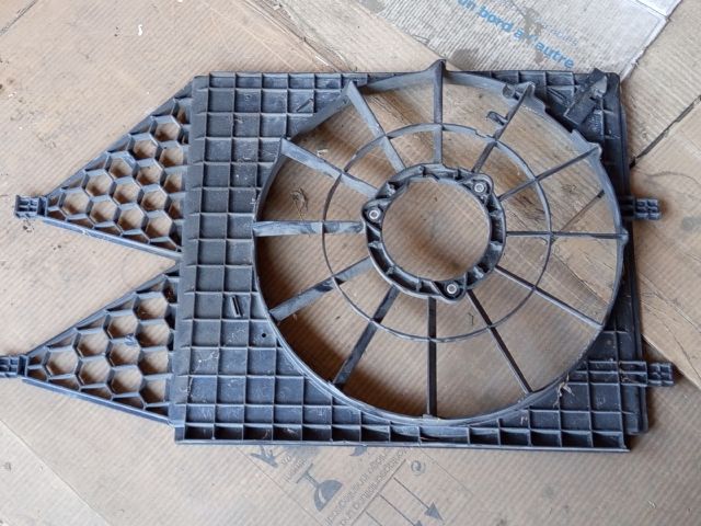 bontott SEAT IBIZA IV Hűtőventilátor Keret