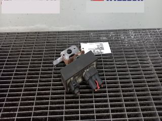 bontott SEAT IBIZA IV Hűtőventilátor Relé