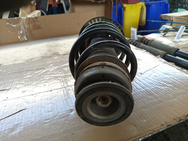 bontott SEAT IBIZA IV Jobb első Gólyaláb (Lengécsillapító, Rugó)