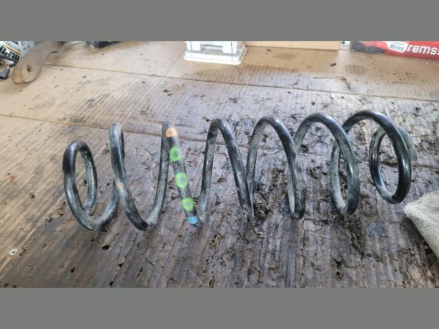 bontott SEAT IBIZA IV Jobb első Rugó