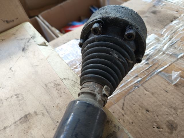 bontott SEAT IBIZA IV Jobb Féltengely