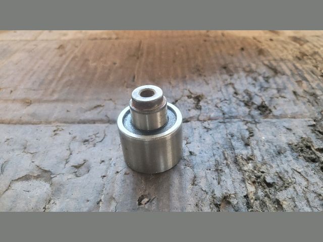 bontott SEAT IBIZA IV Szíjfeszítő Görgő