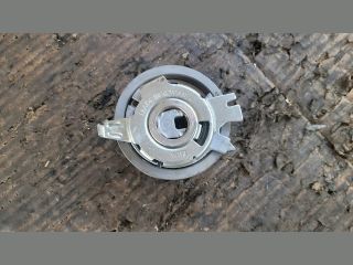 bontott SEAT IBIZA IV Szíjfeszítő Görgő