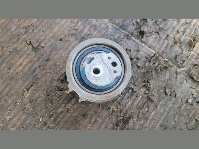 bontott SEAT IBIZA IV Szíjfeszítő Görgő