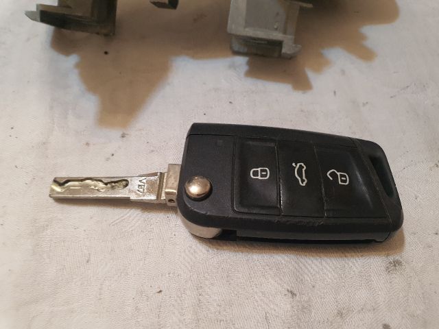 bontott SEAT IBIZA IV Gyújtáskapcsoló Házzal