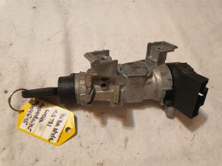 bontott SEAT IBIZA IV Gyújtáskapcsoló Házzal