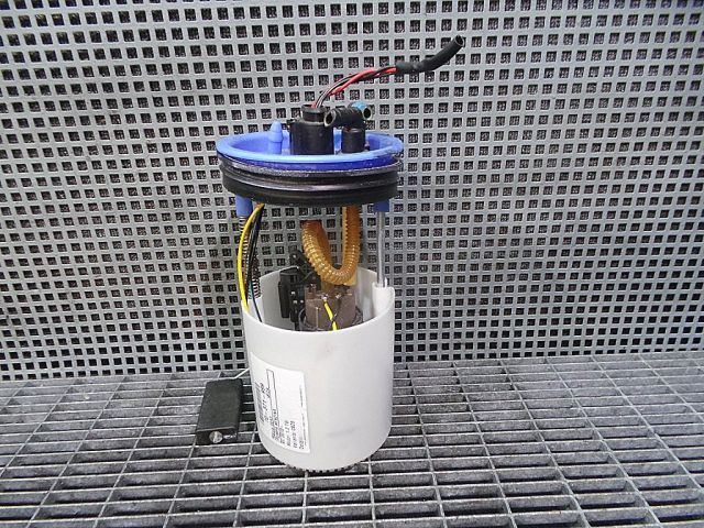 bontott SEAT IBIZA IV Üzemanyag Szivattyú