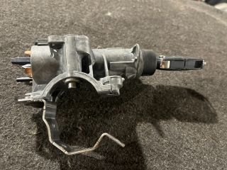 bontott SEAT IBIZA IV Gyújtáskapcsoló Házzal